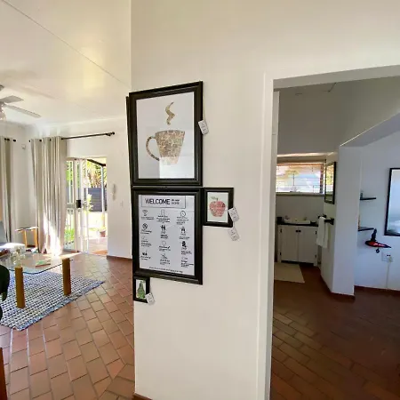 The White House Apartment Hartbeespoort Exterior photo
